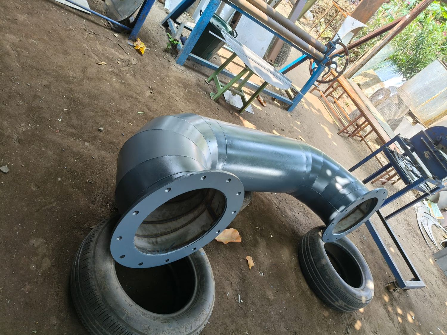 Heavy-Duty Pipe Bend — Leader workshop